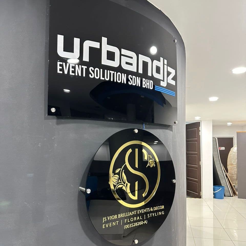 3D acrylic and PVC signage for professional settings by signage and signboard company in malaysia