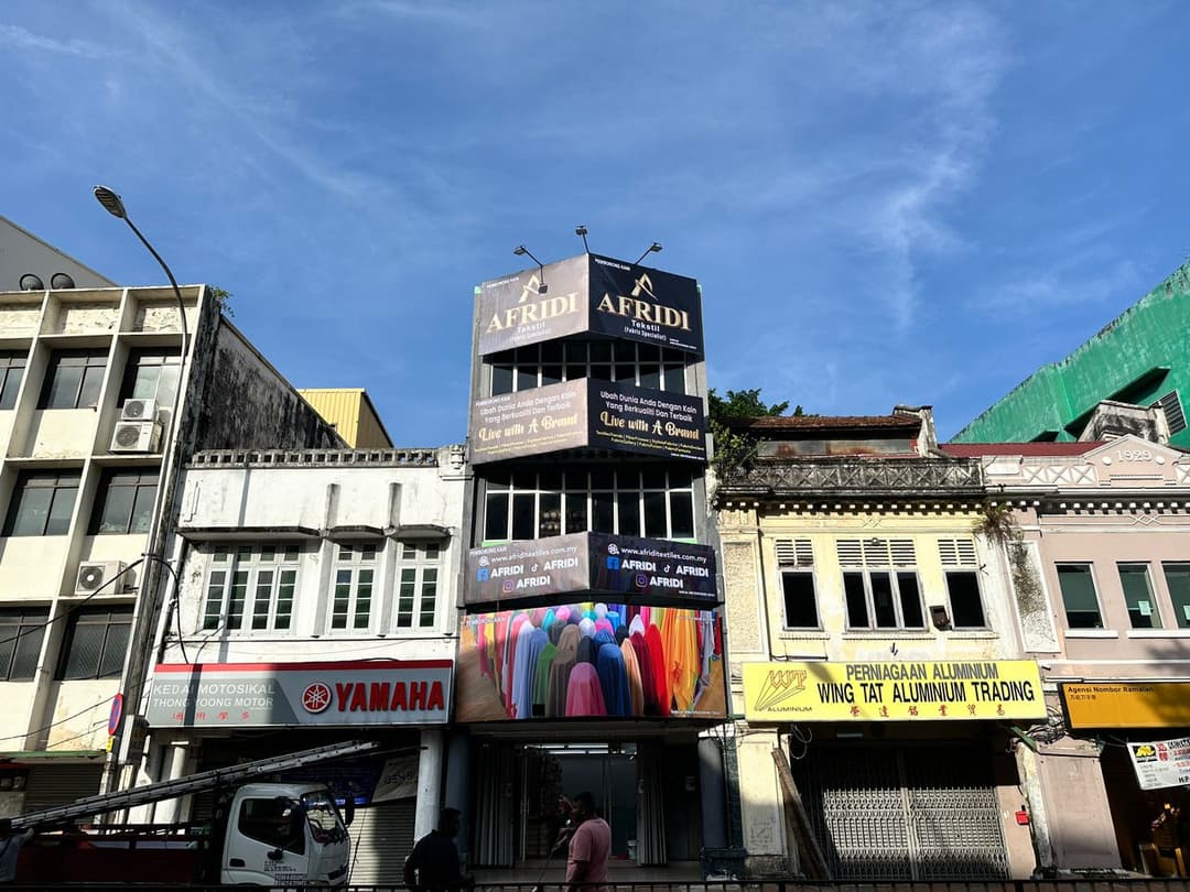 Expertly crafted billboards and signboards by signage and signboard company in malaysia