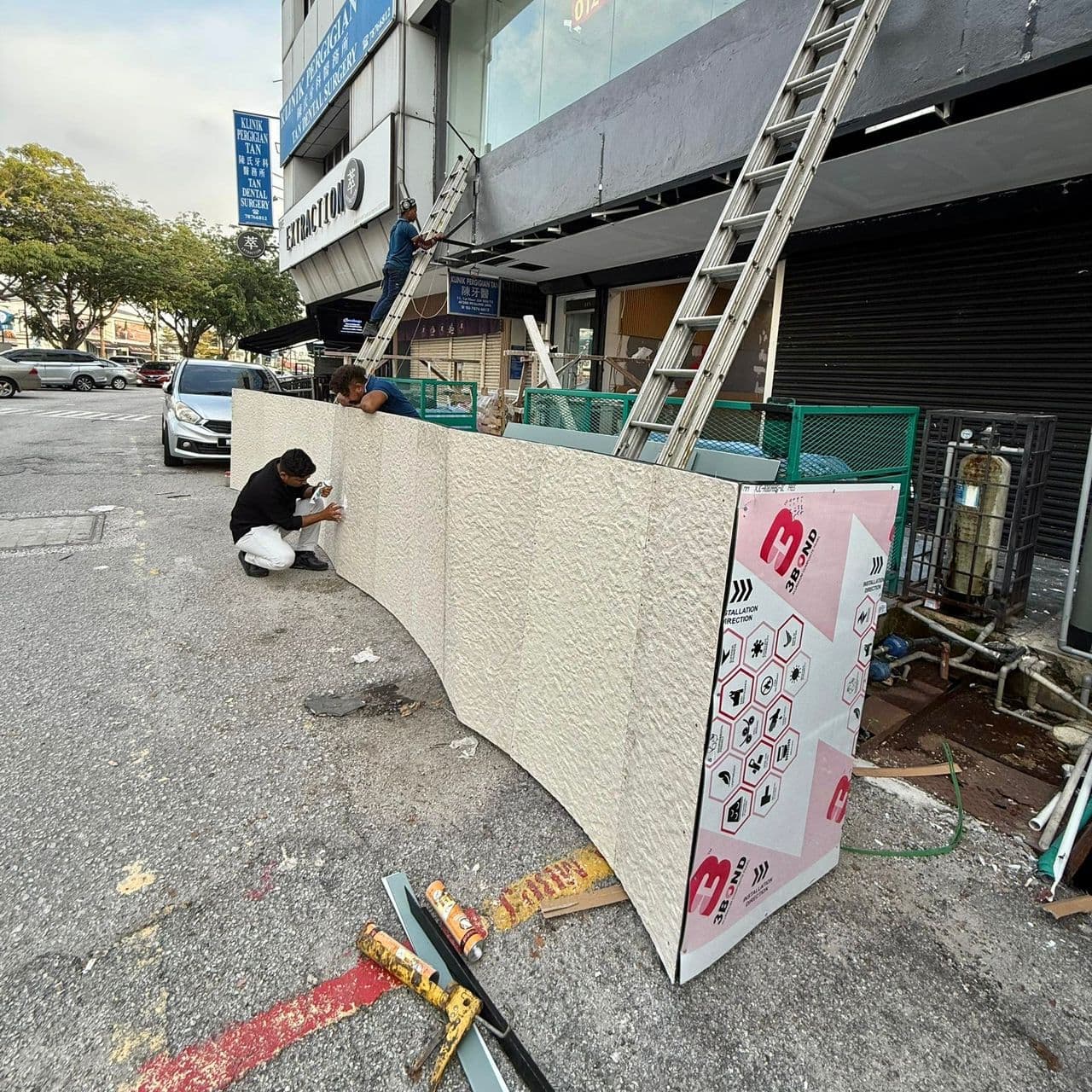 Curve Metal Structure Base