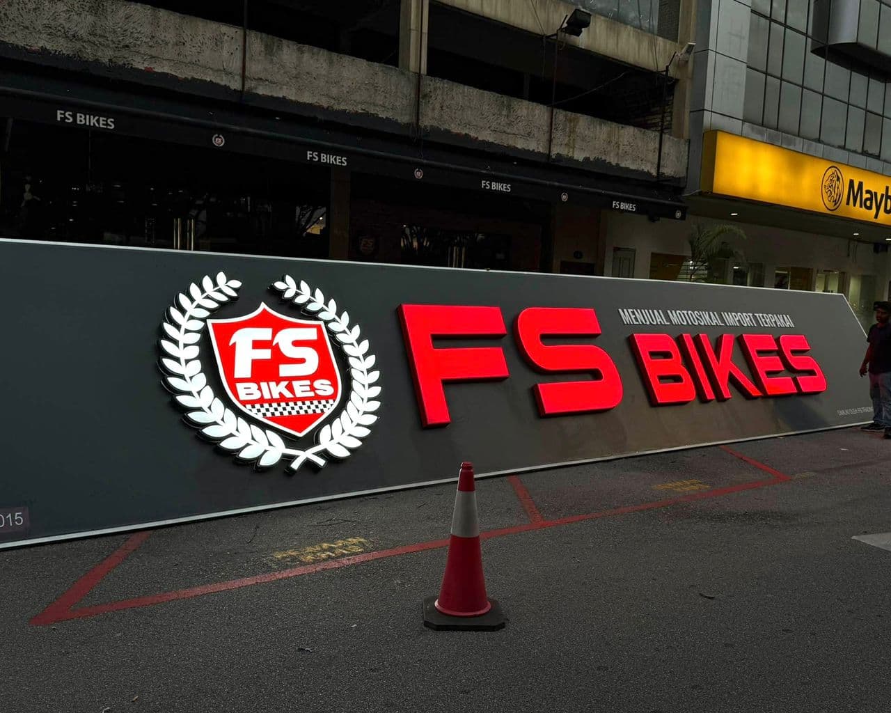Motor Bike Signboard 3D Frontlit Poly Base
