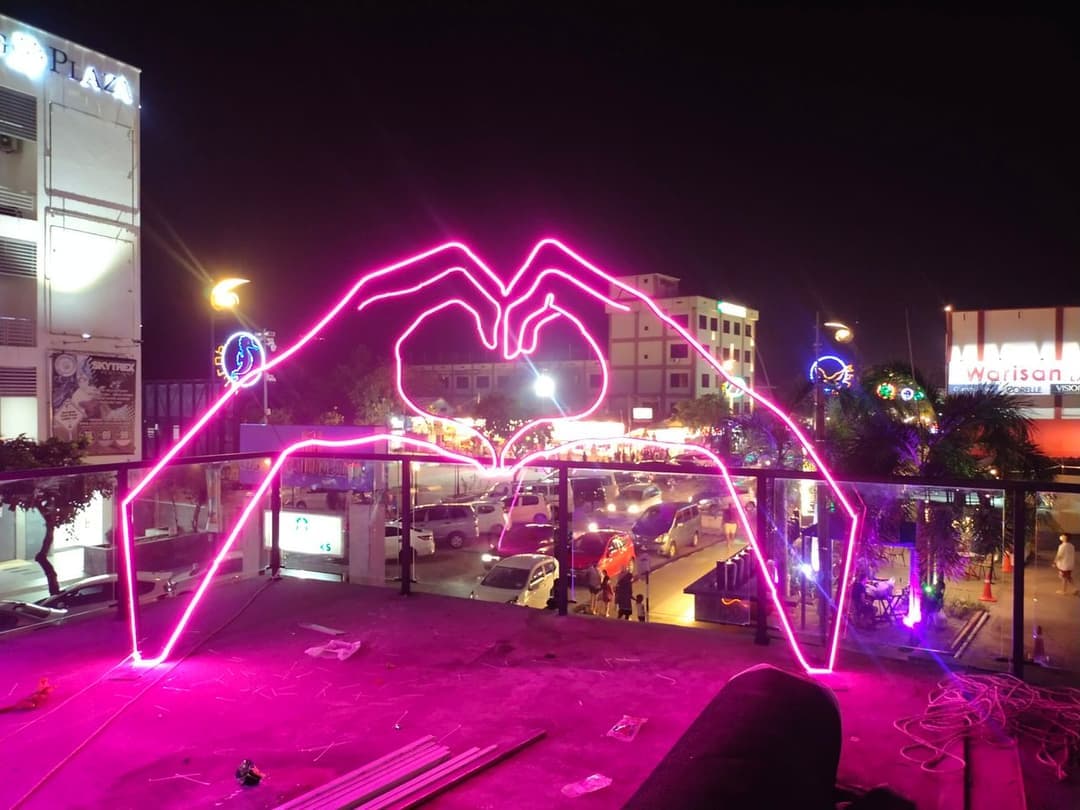 Handcrafted Led Metal Signage design maker in Kaula Lampur Malaysia