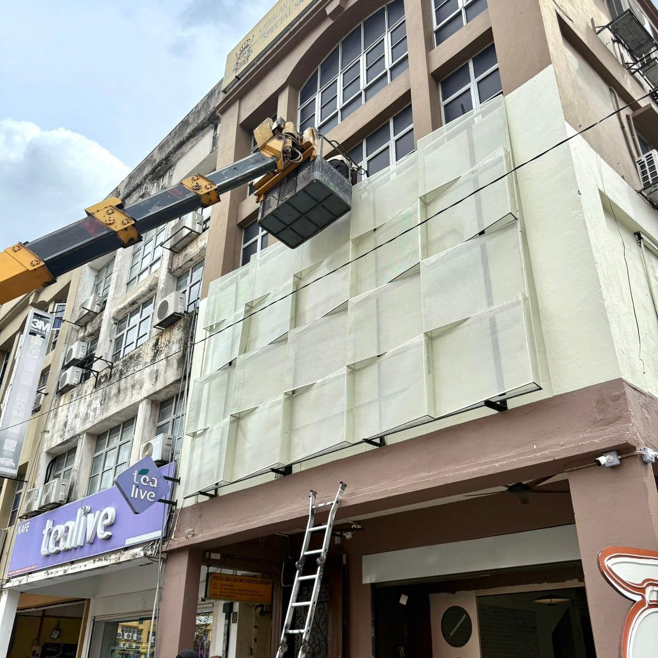 Bing Chilin Metal Structure Base