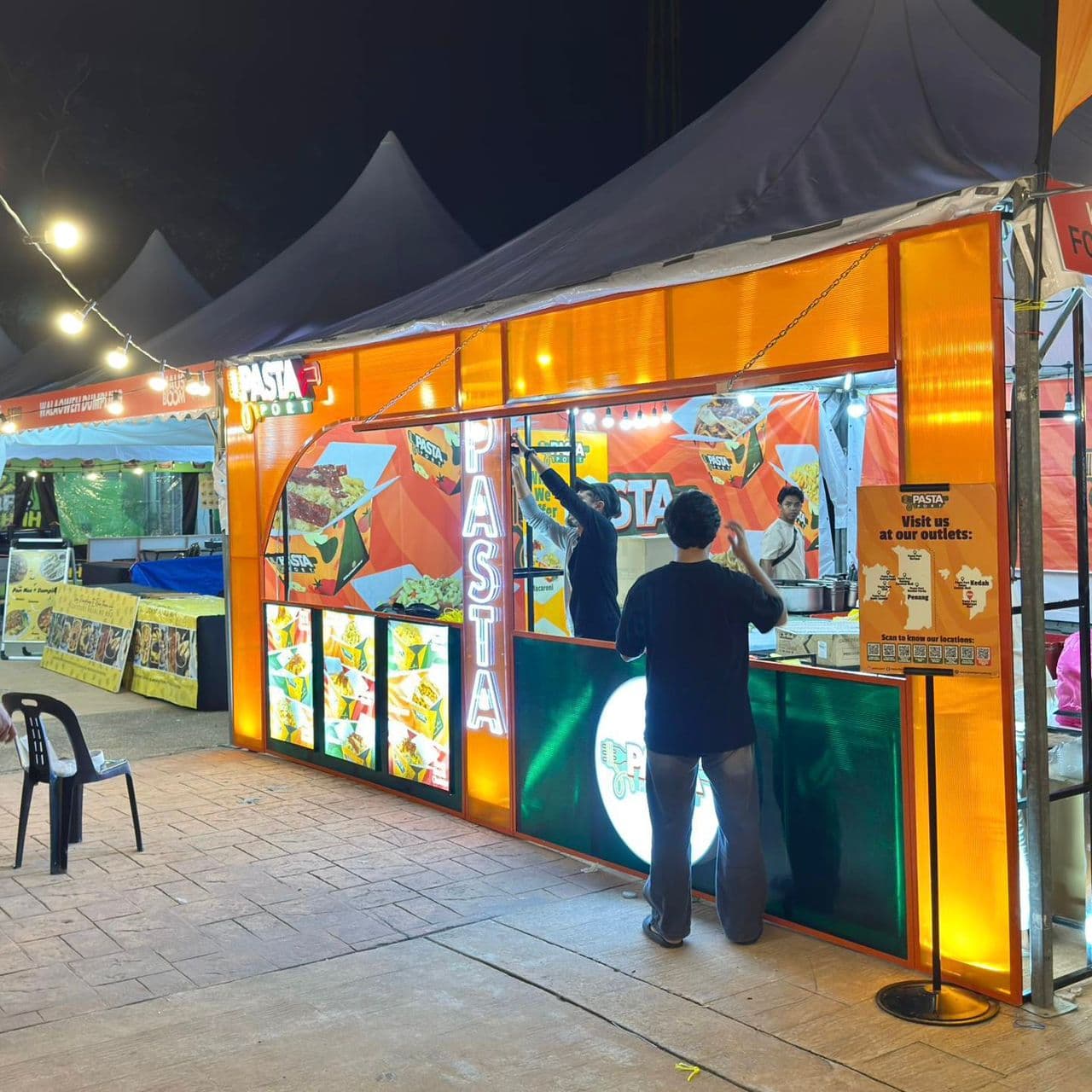 Pasta Metal Structure Booth